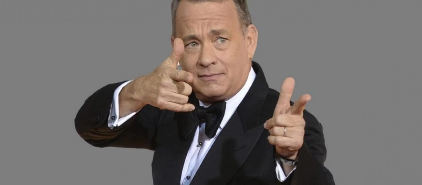 Τομ Χανκς: Η πρώτη του ανάρτηση σαν Έλληνας πολίτης - Η σκιά του πάνω σε ένα άγαλμα (φωτο)